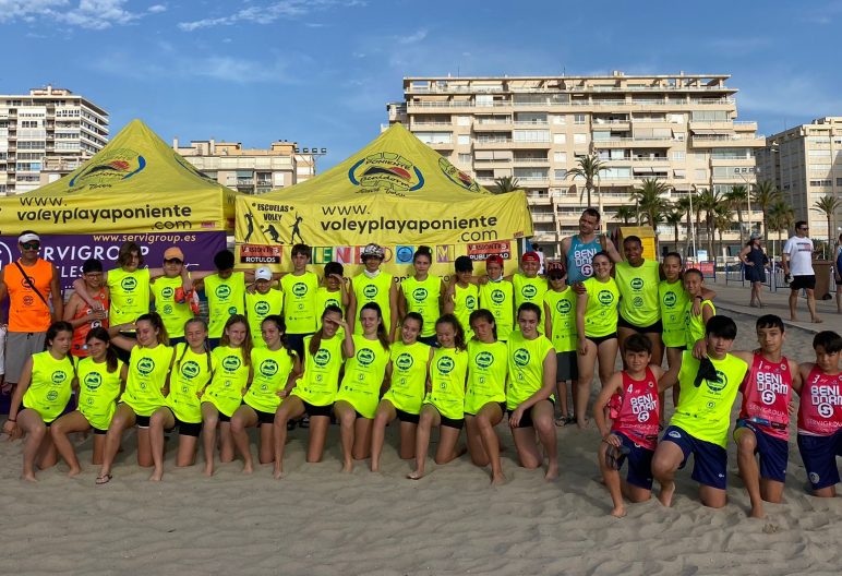 voley playa poniente alicante